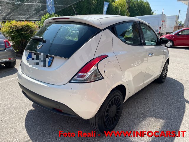 LANCIA Ypsilon usata, con Airbag