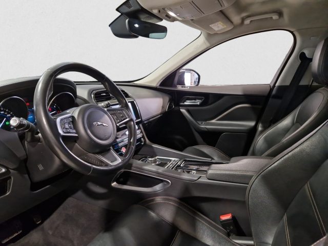 JAGUAR F-Pace usata, con Cronologia tagliandi