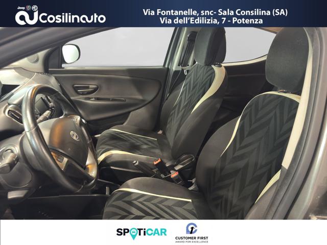 LANCIA Ypsilon usata, con Controllo automatico clima
