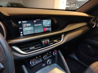 ALFA ROMEO Stelvio usata, con Specchietti laterali elettrici