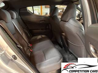 TOYOTA C-HR usata 12