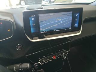 PEUGEOT 2008 usata, con Servosterzo