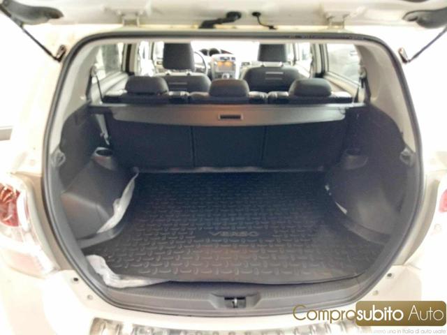 TOYOTA Verso usata 22