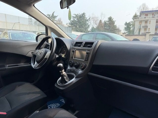 TOYOTA Verso-S usata, con Immobilizzatore elettronico