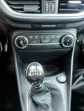 FORD Fiesta usata, con Controllo automatico clima
