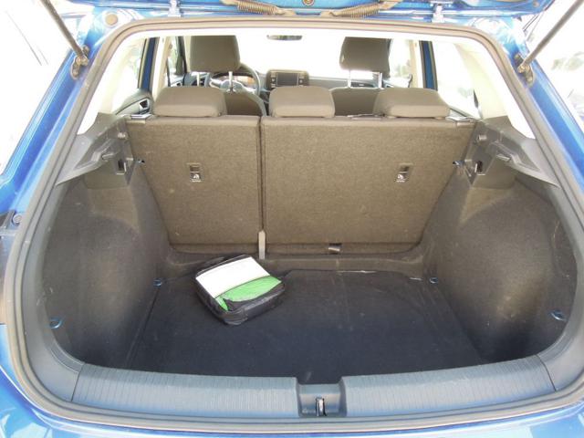 VOLKSWAGEN T-Roc usata, con Lettore CD