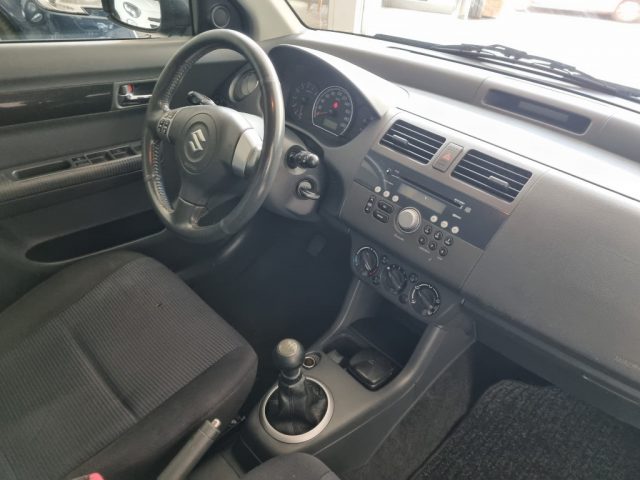 SUZUKI Swift usata, con Volante in pelle