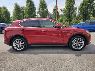 ALFA ROMEO Stelvio usata, con Autoradio