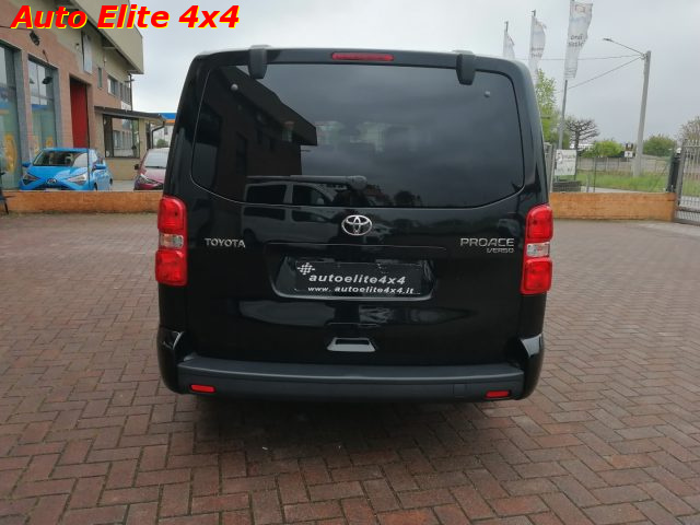 TOYOTA Proace Verso usata, con Autoradio