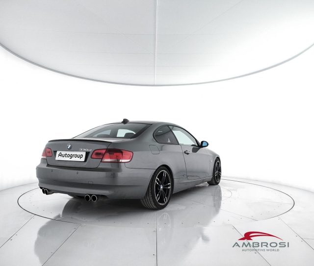 BMW 330 usata 2