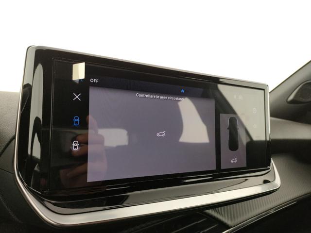 PEUGEOT 2008 usata, con Controllo automatico clima