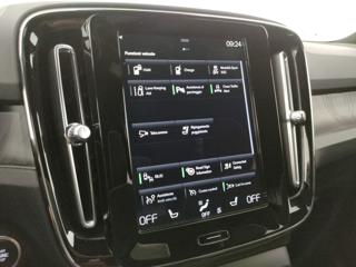 VOLVO XC40 usata, con Touch screen