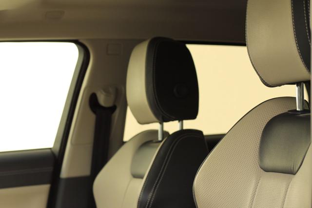 LAND ROVER Range Rover Evoque usata, con USB