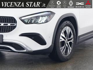 MERCEDES-BENZ GLA 180 usata, con Airbag
