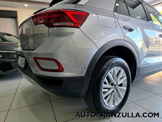 VOLKSWAGEN T-Roc usata, con Volante multifunzione