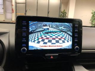 TOYOTA Yaris usata, con Bluetooth