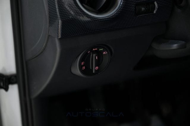 VOLKSWAGEN up! usata, con Airbag testa