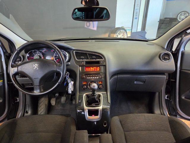 PEUGEOT 5008 usata 14