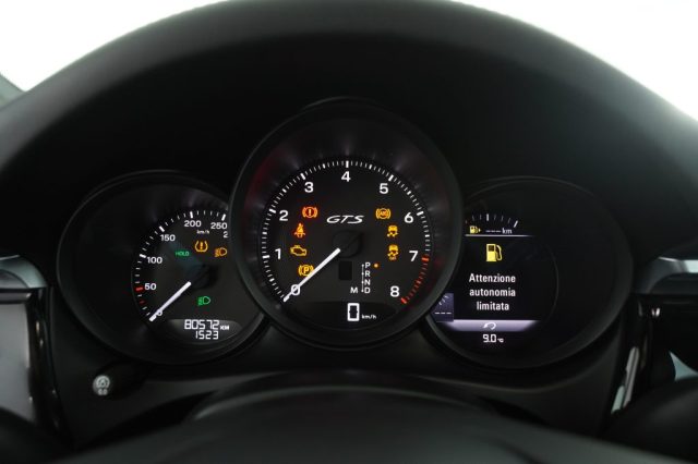 PORSCHE Macan usata 12