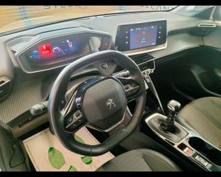 PEUGEOT 208 usata, con Boardcomputer