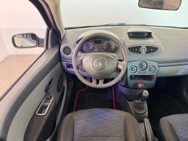 RENAULT Clio usata 11