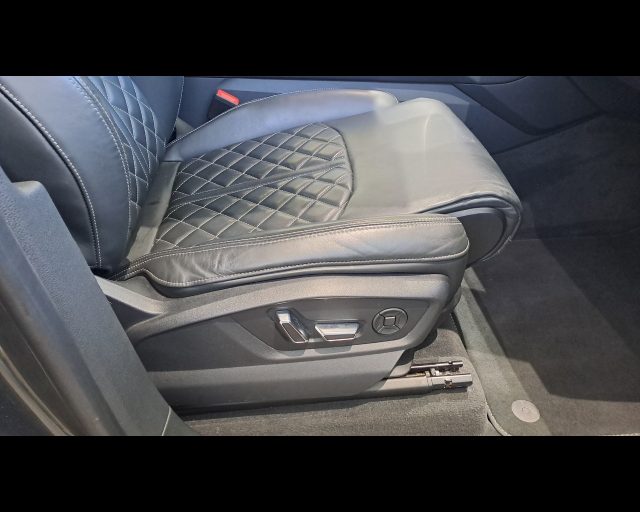 AUDI Q8 usata 33