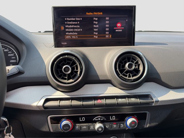 AUDI Q2 usata 16