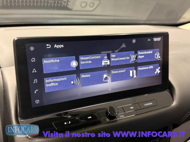 NISSAN Qashqai usata, con Fari LED
