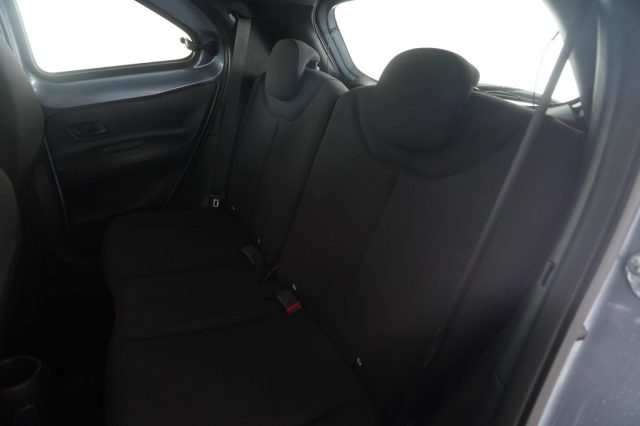 TOYOTA Aygo X usata 9