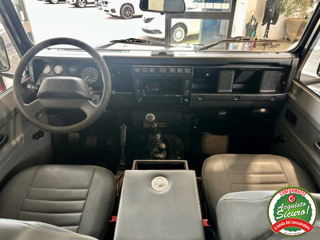 LAND ROVER Defender usata 10