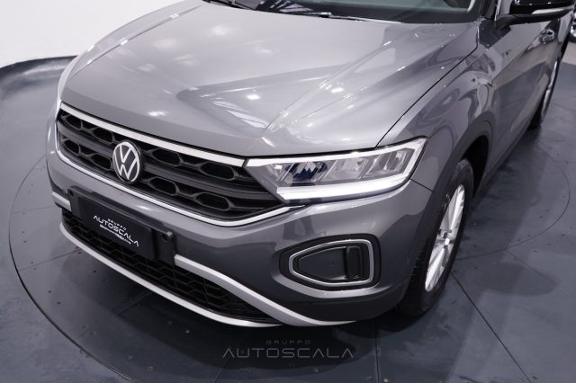 VOLKSWAGEN T-Roc usata 28