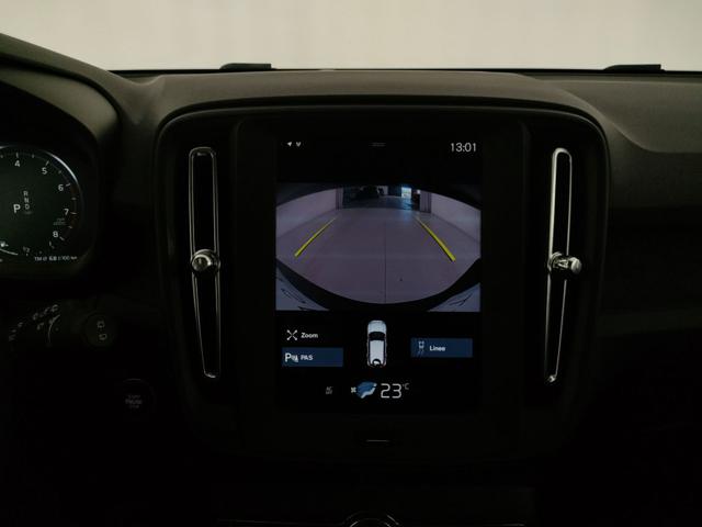 VOLVO XC40 usata, con Volante in pelle