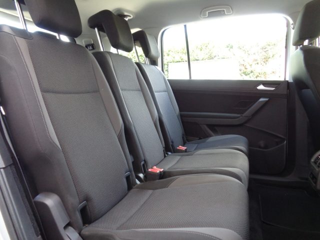 VOLKSWAGEN Touran usata, con Chiusura centralizzata