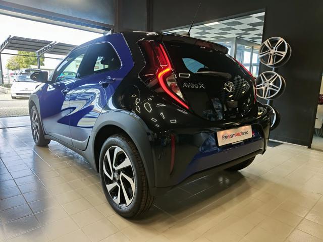 TOYOTA Aygo X usata, con Autoradio