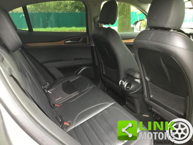 ALFA ROMEO Stelvio usata, con Park Distance Control