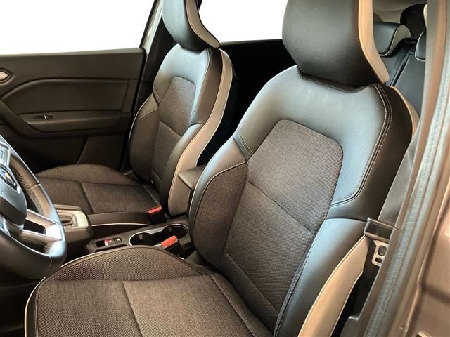 RENAULT Captur usata 23