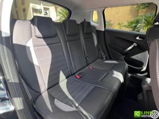 PEUGEOT 2008 usata, con Sistema di navigazione