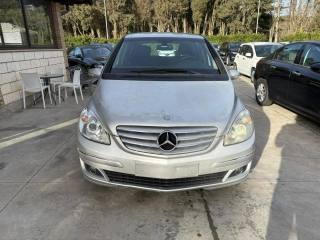 MERCEDES-BENZ B 200 usata, con Airbag