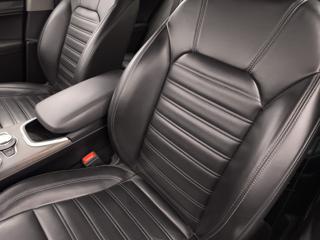 ALFA ROMEO Stelvio usata, con Controllo automatico clima