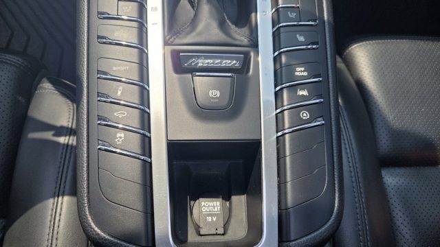 PORSCHE Macan usata, con Sedili sportivi