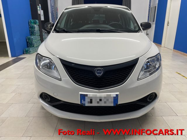 LANCIA Ypsilon usata, con Controllo trazione