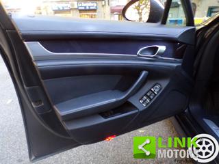PORSCHE Panamera usata, con Sensori di parcheggio posteriori