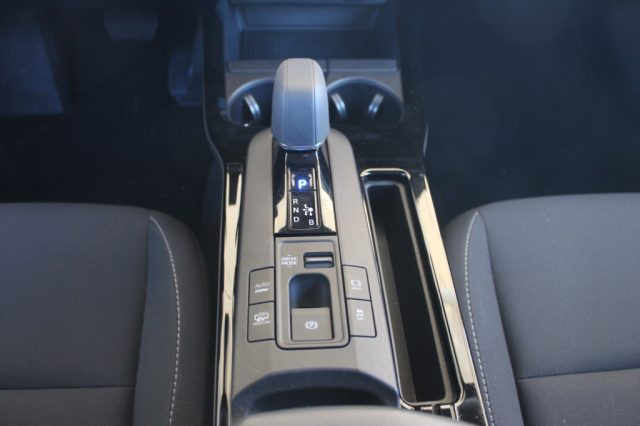 TOYOTA Prius Plug-in usata, con Autoradio digitale