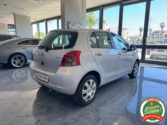 TOYOTA Yaris usata, con Antifurto