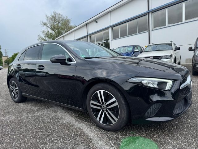 MERCEDES-BENZ A 200 usata, con Climatizzatore