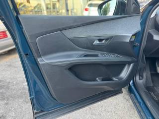 PEUGEOT 3008 usata, con Vetri oscurati
