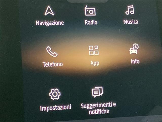 RENAULT ZOE usata, con Sensori di parcheggio anteriori
