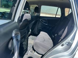 TOYOTA RAV 4 usata, con Cerchi in lega