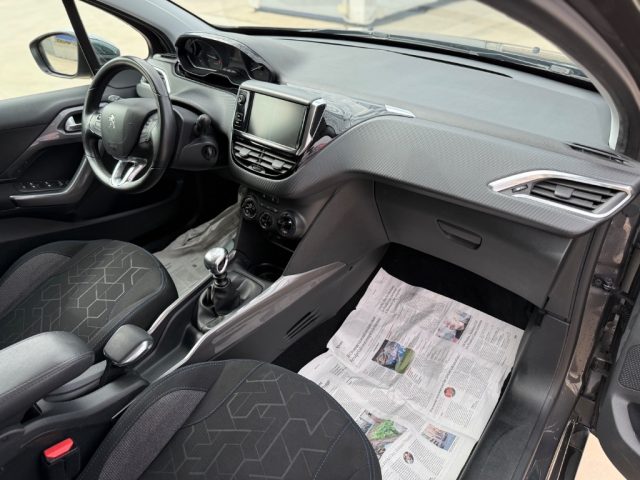 PEUGEOT 2008 usata 29