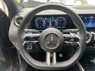MERCEDES-BENZ GLA 180 usata, con Fari LED